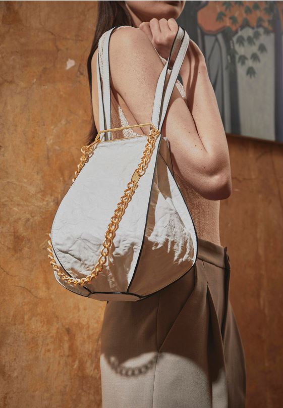 韓國LOEUVRE -  Sac de Ballon Medium (SALT)