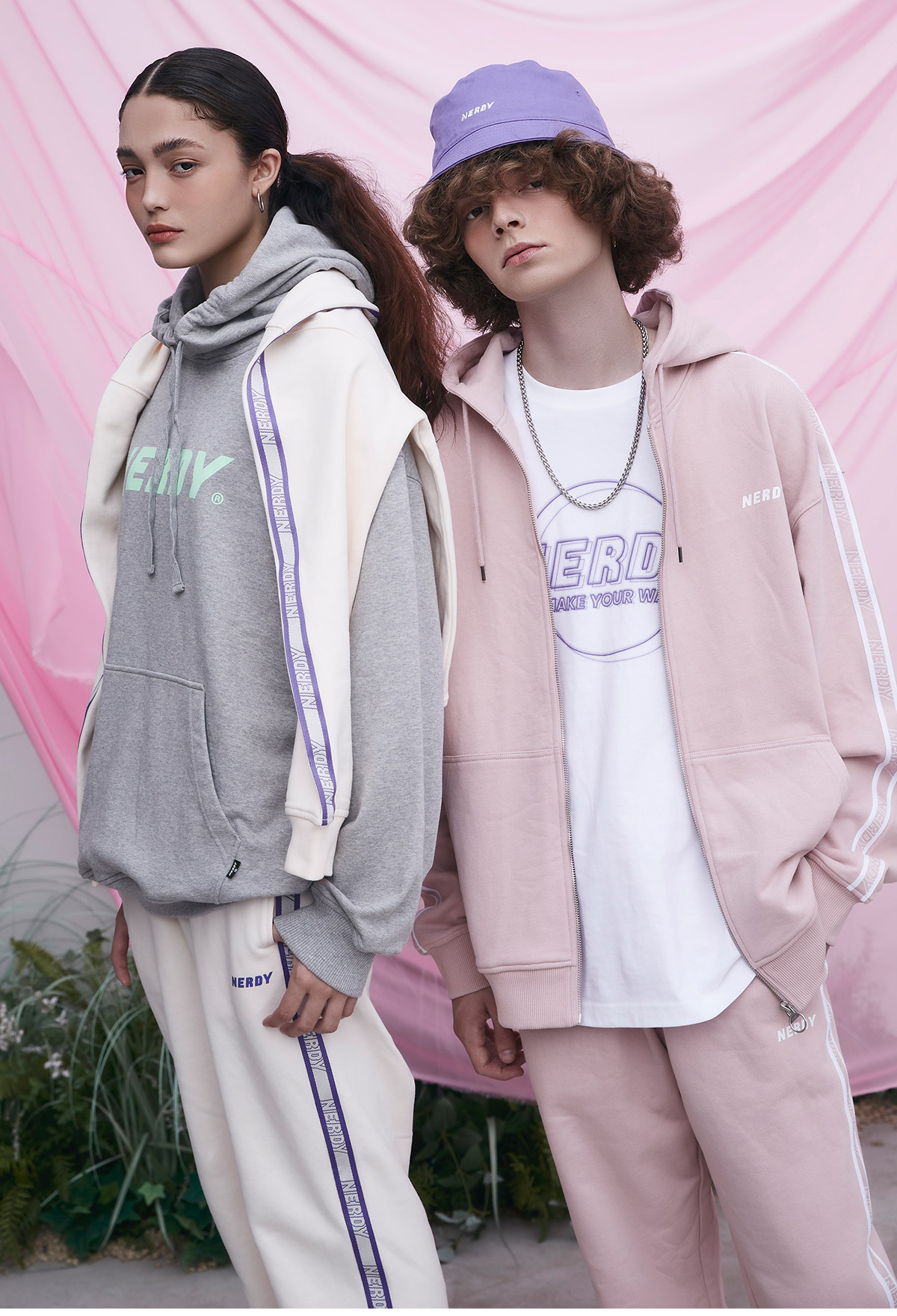 韓國 NERDY - Jacquard Logo Tape Hoodie Zip-up Pink