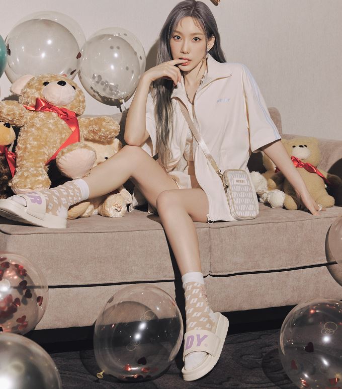 韓國 NERDY - DNA Monogram Pattern Socks (3color)