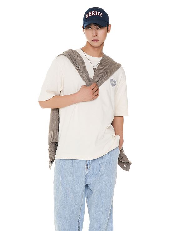 韓國 NERDY - Heart Waffen Short Sleeve T-Shirt Cream