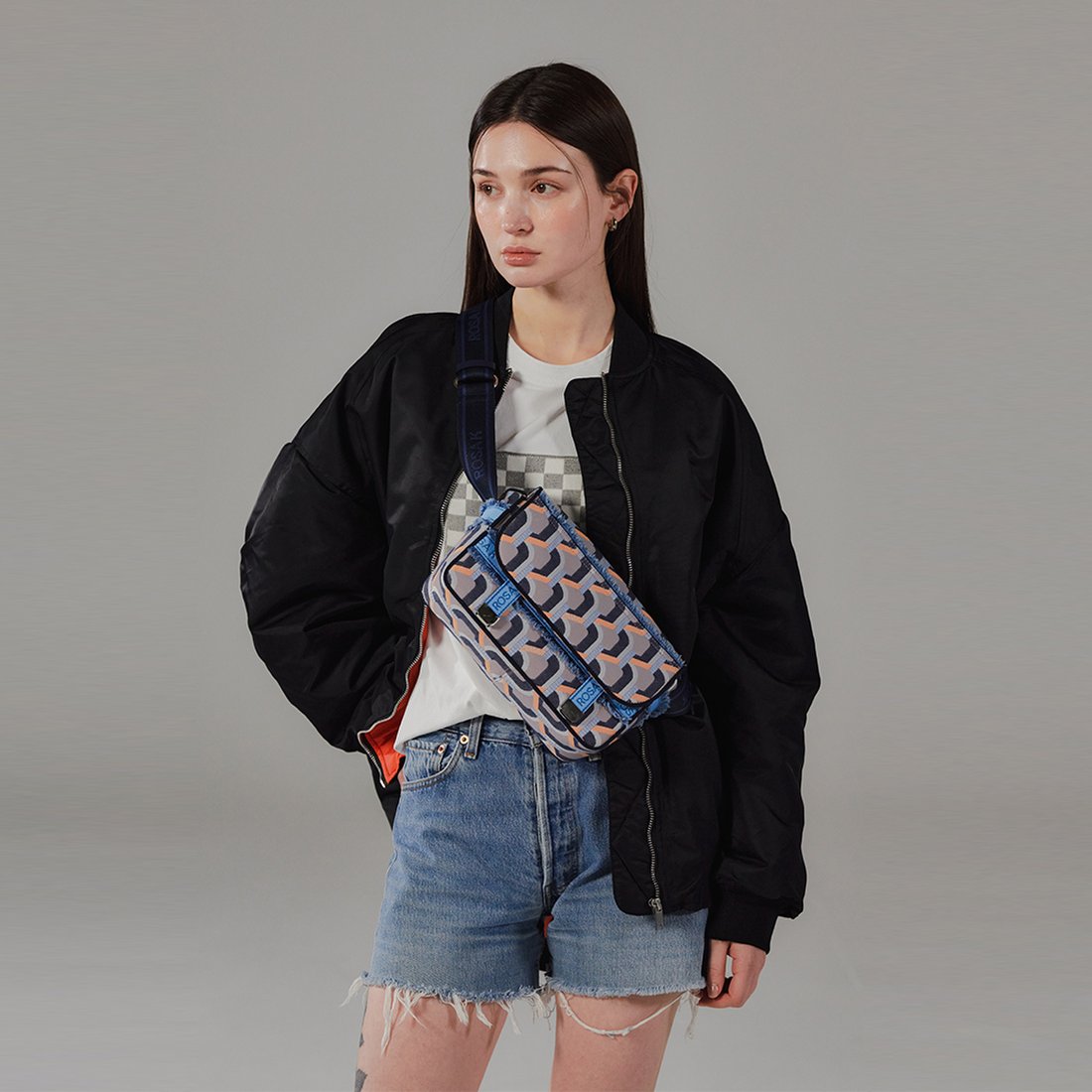 韓國ROSA.K - JARDIN MONOGRAM MESSENGER