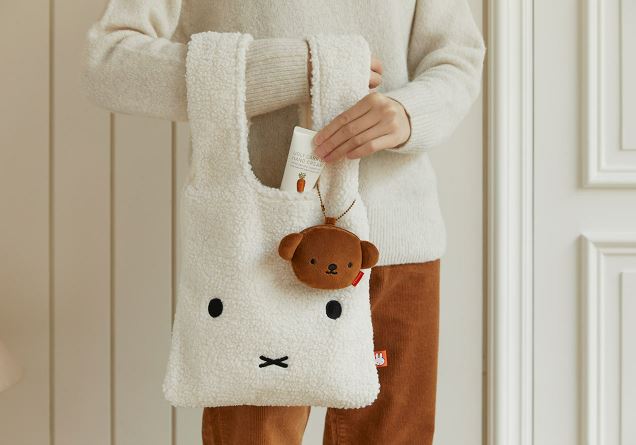 【韓國直送】Kakao Friends x Miffy 冬季手提包｜미피 윈터 토트백