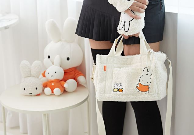 【韓國直送】Kakao Friends x Miffy 冬季斜挎包｜미피 윈터 크로스겸용백