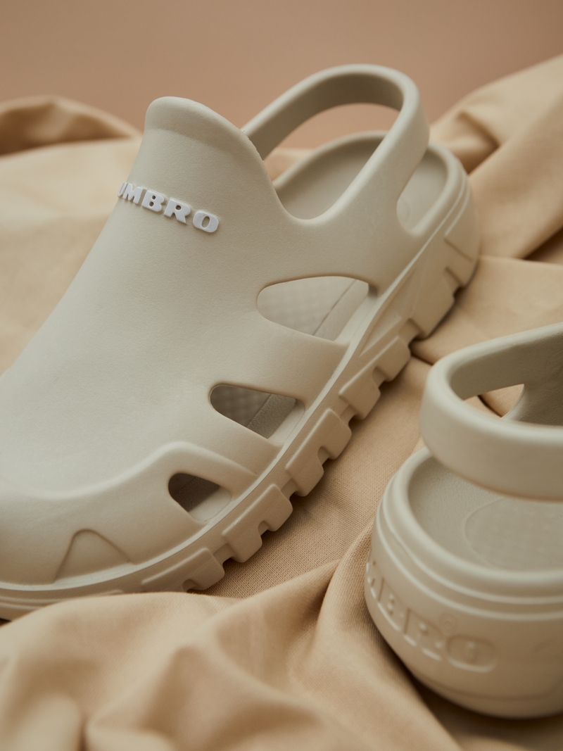 韓國 UMBRO - TOPI FISHERMAN (토피 피셔맨) / BEIGE